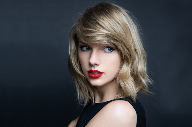 Conturile de Twitter şi Instagram ale cântăreţei Taylor Swift au fost sparte