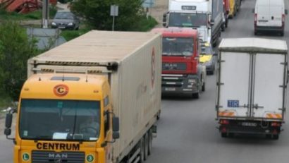 Restricţii de circulaţie pentru maşini grele pe A2 şi DN39