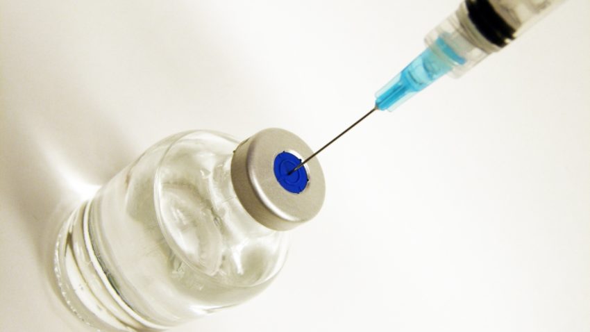 AUDIO: Vaccinarea minorilor ar putea deveni obligatorie