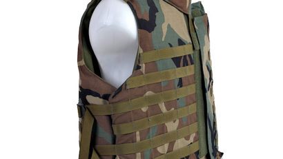 Armata română testează noile veste antiglonț