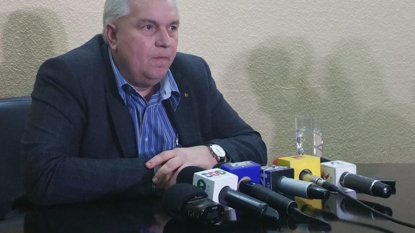 Nicuşor Constantinescu o aprobă pe Elena Udrea. „În România continuă justiţia televizată, Elena Udrea ştie ce vorbeşte”