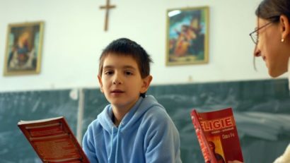 Școala românească, între „Caută și vei afla!” și „Crede și nu cerceta!”*