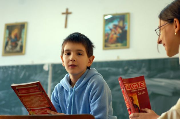 Școala românească, între „Caută și vei afla!” și „Crede și nu cerceta!”*