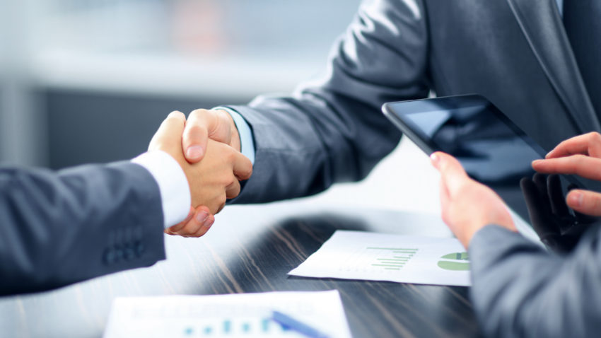Sub 10% dintre firme apelează la medierea litigiilor comerciale