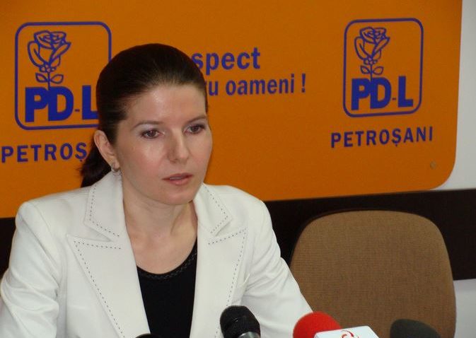 Monica Ridzi, înainte de sentinţa definitivă: „Altarul de sacrificu are nevoie de al 13-lea ministru”