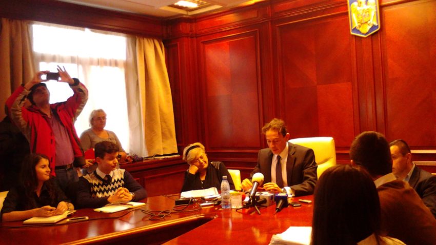 Primarul Mazăre, faţă în faţă cu elevii constănţeni