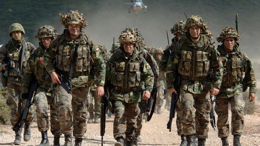 Primul poliţist român participant la misiuni în Afganistan a revenit în ţară