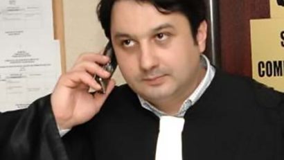 Avocatul Elenei Udrea, la Comisia juridică a Camerei, fiind mandatat să-i susţină poziţia