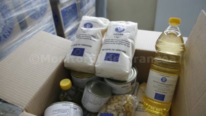 Începe redistribuirea ajutoarelor alimentare europene la Constanţa