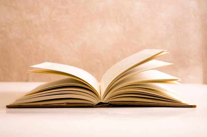 Eveniment literar la malul mării