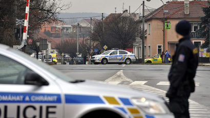 Atac armat în Cehia, soldat cu nouă morți