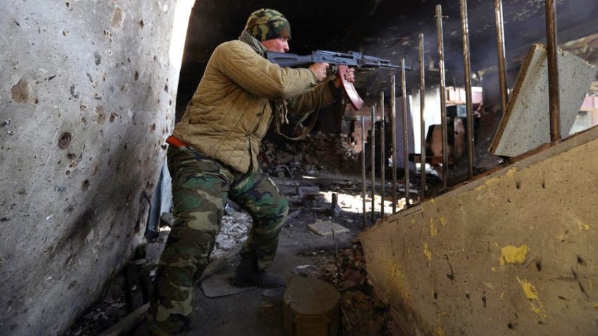 Republicile separatiste Doneţk şi Lugansk au anunţat încetarea focului la miezul nopţii