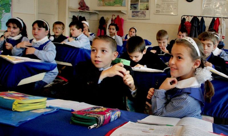 În premieră, clase de limba italiană şi germană, la şcoala din Cumpăna