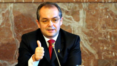 Referat DNA: Emil Boc apare în dosarul Microsoft