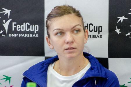 Simona Halep: „A fost incredibil să joc cu președintele țării în tribună”
