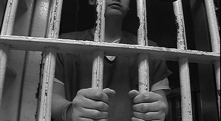 7.750 de criminali, agresori şi tâlhari se află în închisorile din România