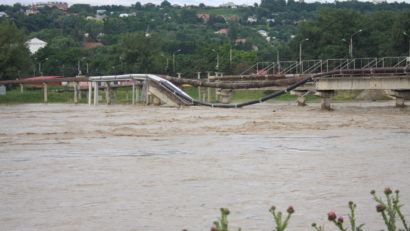 Cod galben de inundații în cinci județe