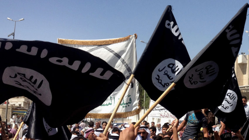 Jihadişti suspectaţi de terorism, judecaţi în Olanda