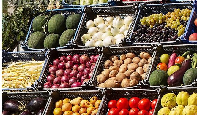 Evaziune fiscală cu legume şi fructe. PERCHEZIŢII în Bucureşti şi CONTANŢA