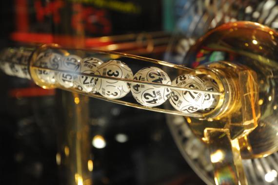 Report de 1,3 milionae de euro la Loto 6 din 49