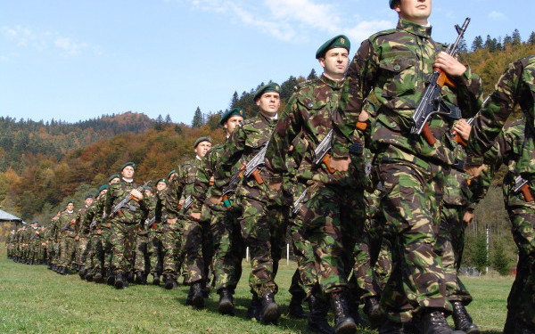 Zvonuri FALSE despre o posibilă mobilizare a rezerviștilor din România