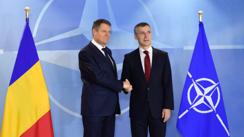 Președintele Iohannis salută înfiinţarea unor centre NATO în România