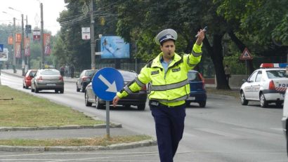 Pietonii care traversează neregulamentar, amedați pe bandă rulantă