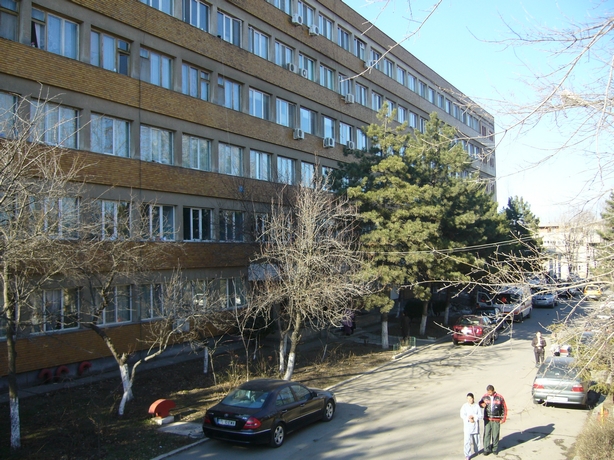 Ajutor … privat, la Spitalul Judeţean Tulcea