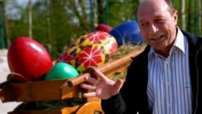 Băsescu: Dacă Iohannis face un efort, Ponta nu mănâncă ouă roșii la Palatul Victoria
