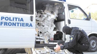 Ţigări de contrabandă, descoperite în Portul Constanţa la bordul unui vas sosit din Egipt