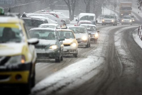 Situația traficului rutier la ora 11.30 – Viscol pe A2
