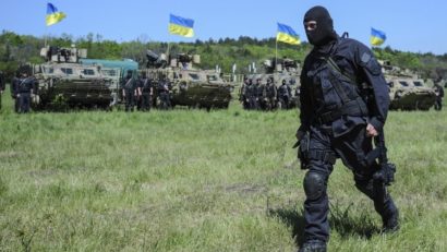 Ucraina: Doi civili uciși după intrarea în vigoare a armistițiului în estul țării