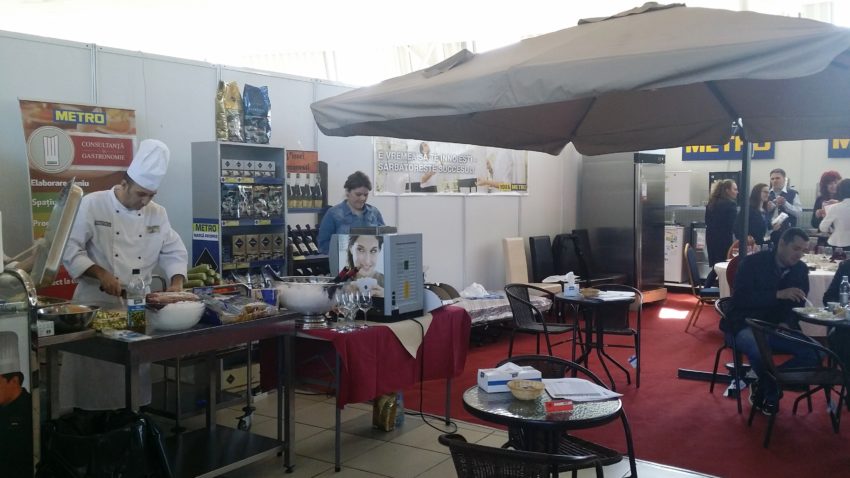 (AUDIO) Târgul de Mobilă și Salonul de Dotări Hoteliere s-au deschis la Pavilionul Expozițional