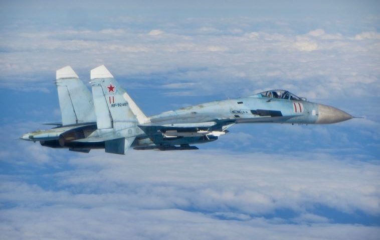 Navele NATO şi avioanele ruseşti – întâlnire în Marea Neagră