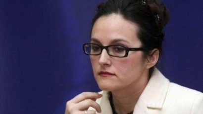 Fosta şefă a DIICOT, Alina Bica, plasată în arest la domiciliu. De ce rămâne, totuşi, după gratii