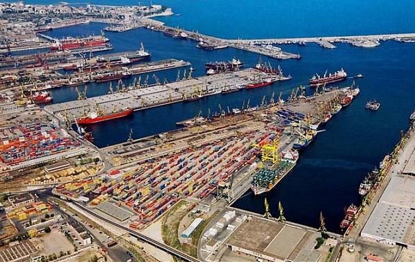 Au fost redeschise şi porturile Constanţa şi Agigea