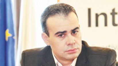 PNL cere demisia ministrului Finanţelor, suspectat de corupţie. Soarta acestuia în Guvern – incertă