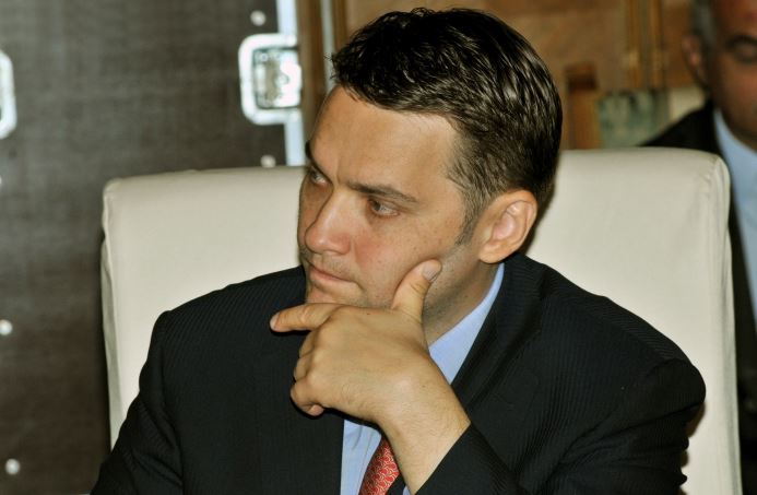 Senatorii stabilesc săptămâna viitoare când votează cererea DNA de reţinere şi arestare a lui Dan Şova
