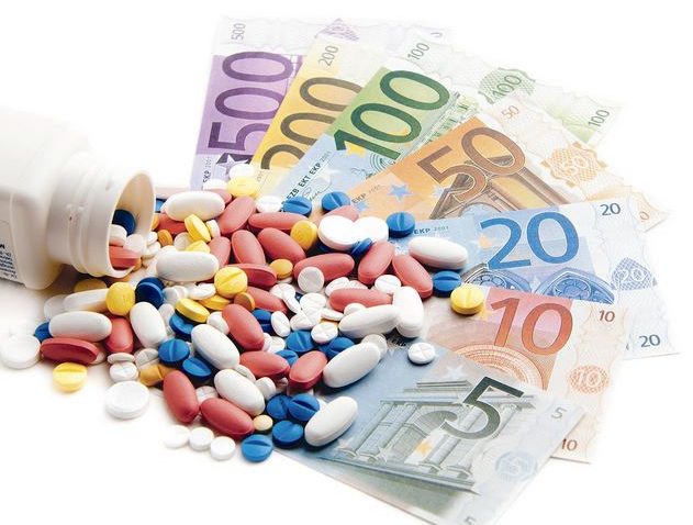 Preţul medicamentelor ar trebui să scadă la finalul lunii aprilie