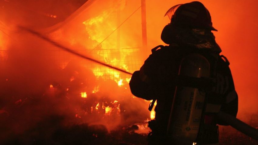 (UPDTE) Duminică aglomerată pentru pompieri. INCENDII în judeţul Constanţa