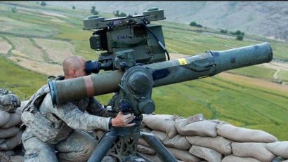 Comandantul NATO din Europa: Ucraina ar trebui ajutată cu armament. Rusia a făcut presiuni asupra României