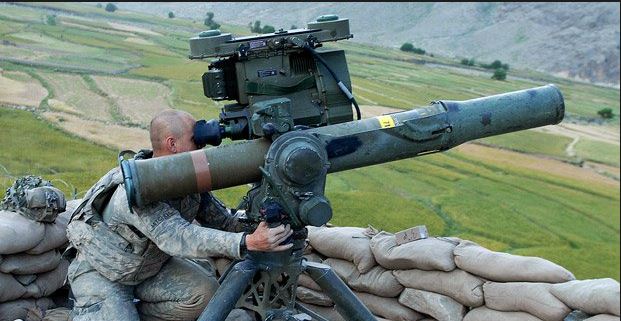 Comandantul NATO din Europa: Ucraina ar trebui ajutată cu armament. Rusia a făcut presiuni asupra României