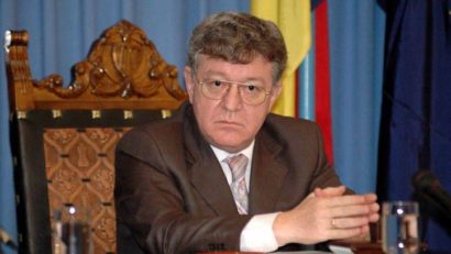 Fost ministru al Apărării, condamnat la închisoare