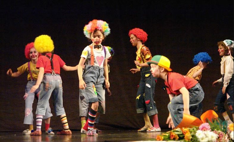 Copiii de la Centrul de Zi Agigea învaţă prin teatru