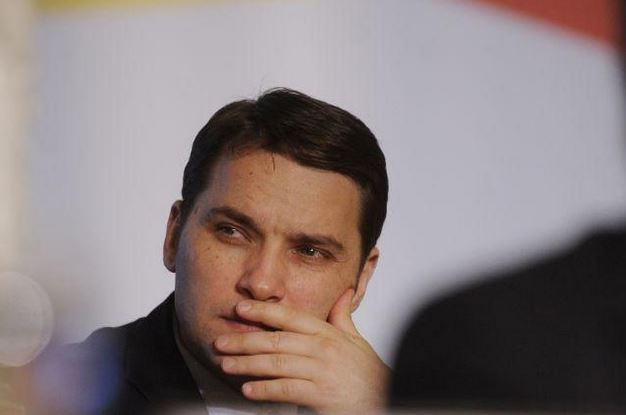 Dan Şova şi Darius Vâlcov află miercuri dacă ajung în arest. Şova: „Nu demisionez din Senat”