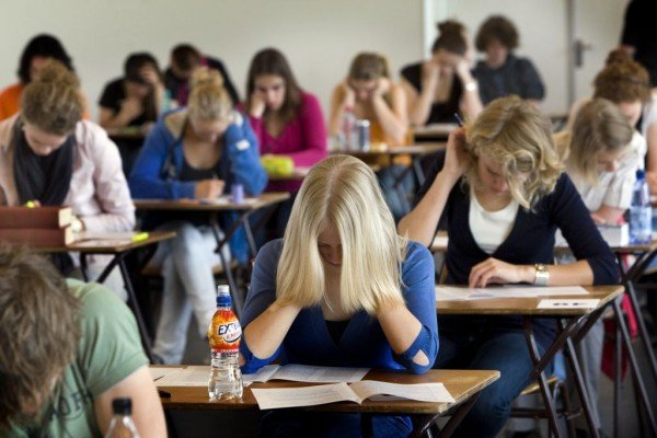 Constanţa: Rată de promovare sub 48% la simularea examenelor din clasa a VIII-a