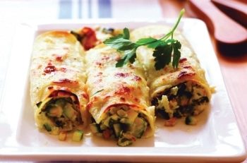 ORA MESEI: Cannelloni cu dovlecei în sos de lămâie