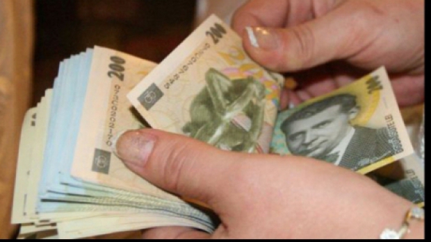 În magazine vom putea plăti maximum 5.000 de lei cash !