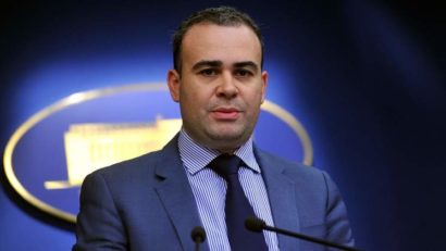 Victor Ponta a anunțat că i-a acceptat demisia lui Darius Vâlcov