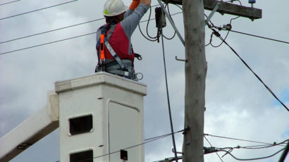 (AUDIO) Clauzele abuzive ale băncilor şi serviciile de electricitate, în topul reclamaţiilor la O.P.C. Constanţa
